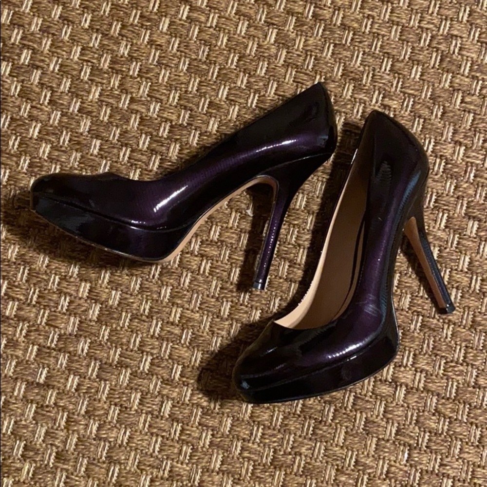 Joan and David high black rounded toe heels